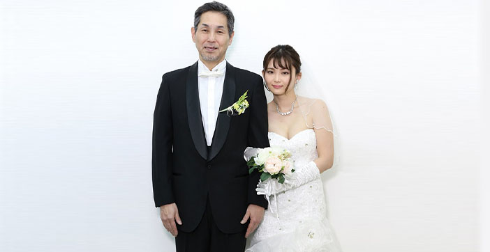 水果派激情解说：人妻为老公献上肛交盛宴